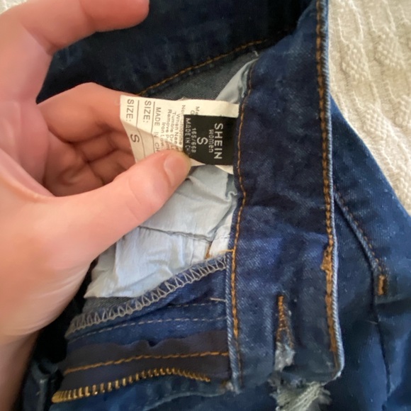 Jean shorts Shein - Picture 4 of 4